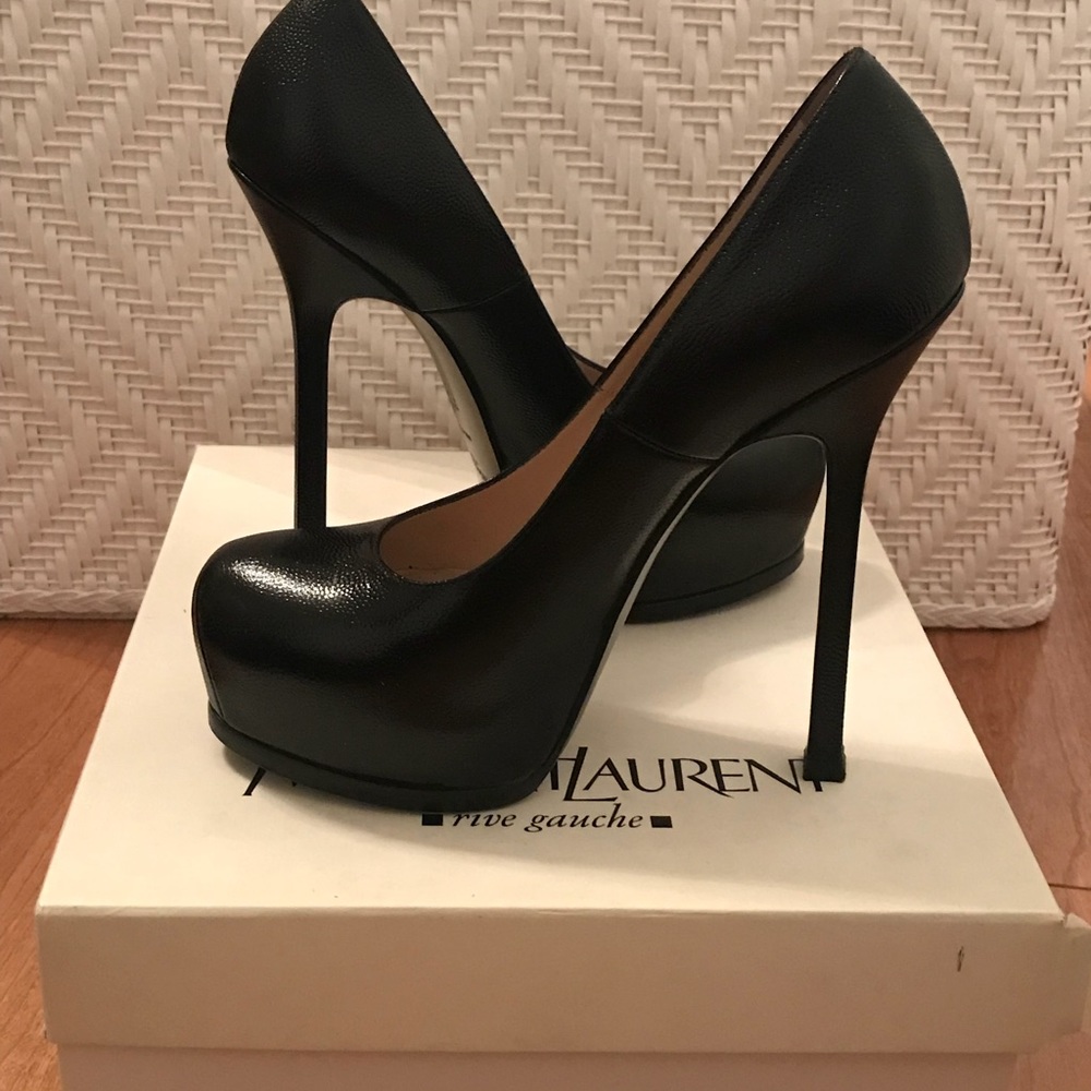 YSL Tribtoo Pumps